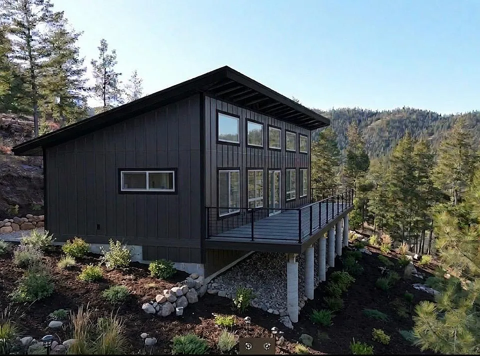 14235 Mountain View Dr