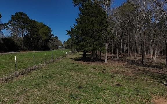 4th image of 4335 Fm 1374 Rd
