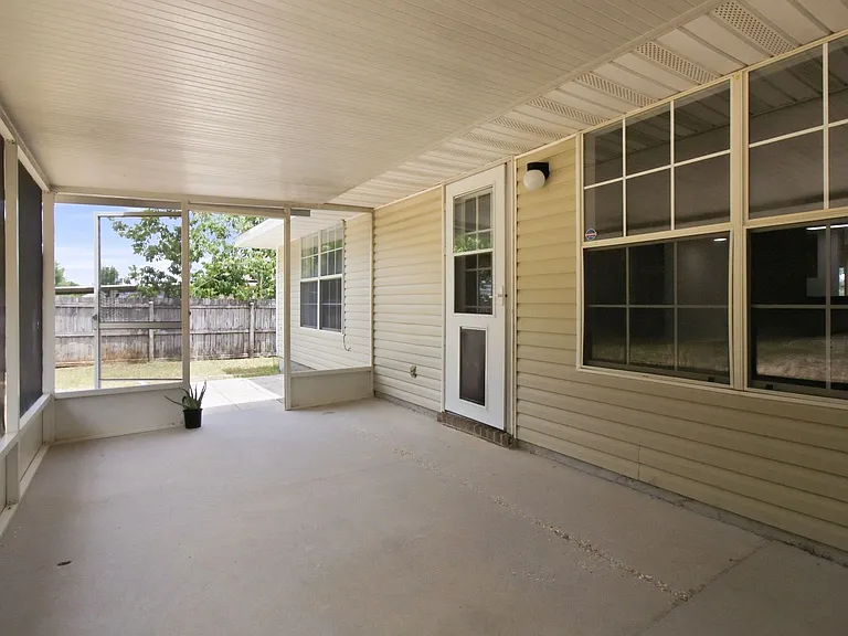 5135 Whitehurst Ln — Photo 30
