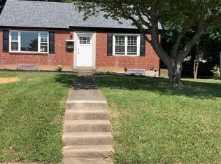 15 N Manor Rd, Broomall, PA 19008