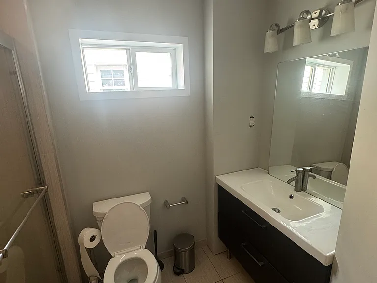 3445 Edgemont St — Photo 12