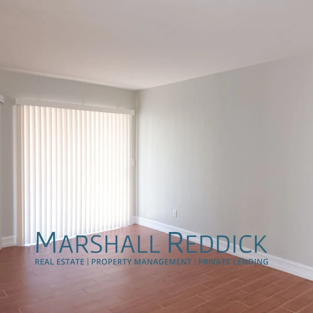 1 Bed 1 bath off Summerlin — Photo 3