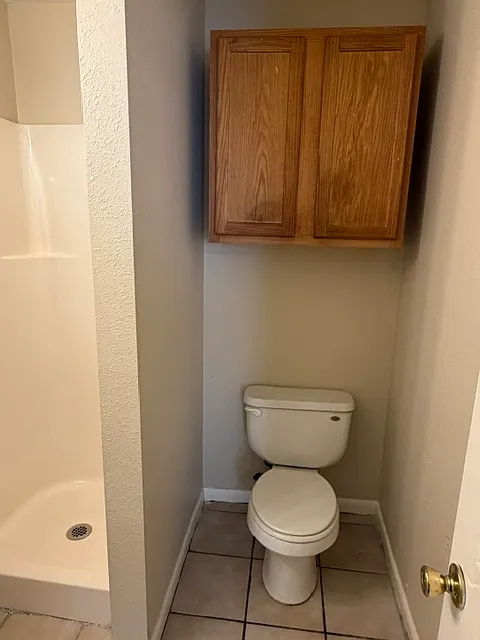 2 bed, 1000 sqft, $950 — Photo 2