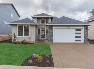 38237 Mulberry St, Sandy, OR 97055