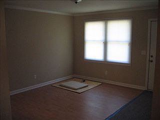 2nd image of 25 Briarwood Dr
