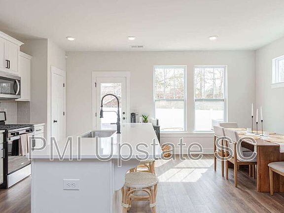 5th image of 1069 Millison Pl