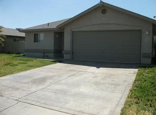 416 Elm Ave, Madera, CA 93638
