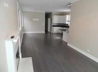 2529 N Sacramento Ave #2, Chicago, IL 60647