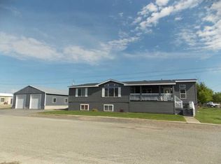 1503 3rd St W, Roundup, MT 59072