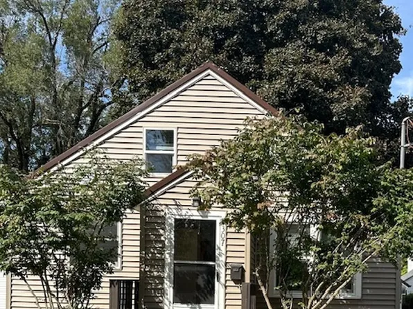 1307 15th Ave, Sterling, IL 61081