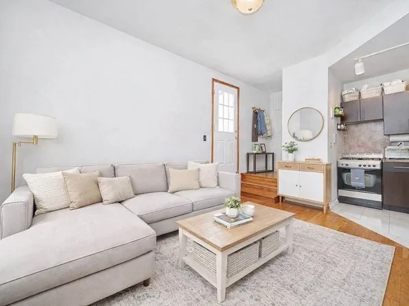 470 W 23rd St #603, New York, NY 10011