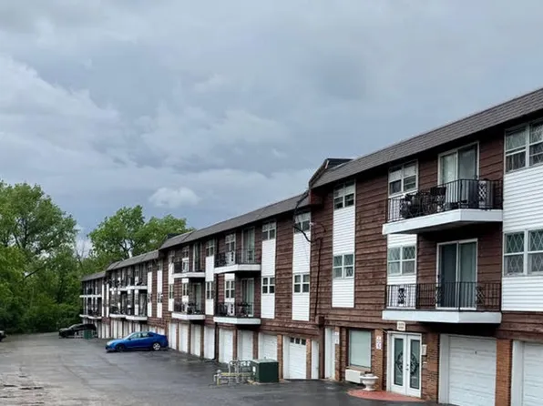 Peoria Place Apartments