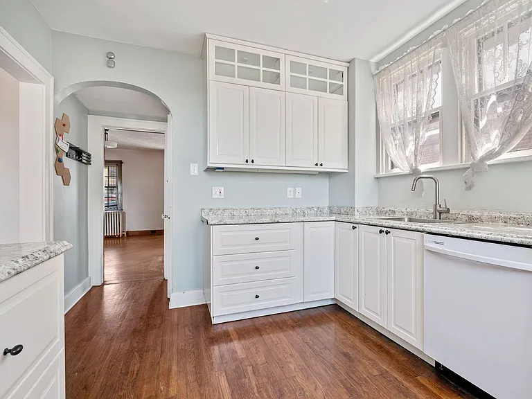 3846 Brownsville Rd — Photo 13