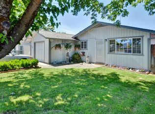 8171 Division Rd, White City, OR 97503