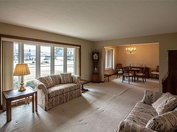 4th image of 3460 Thomson Cir