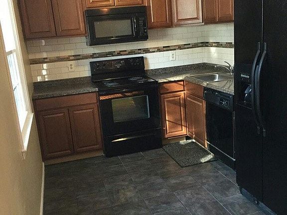 Newly Remodeled Kitchen