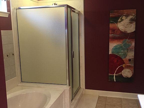 5th image of 9048 Plantation Lakes Dr