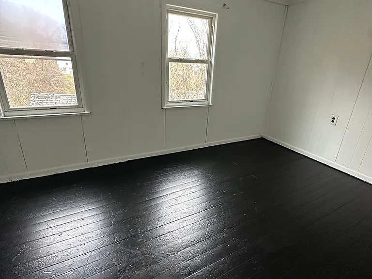 113 Spring Ave — Photo 7