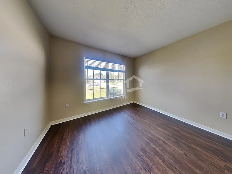 1625 Hudderfield Cir — Photo 19
