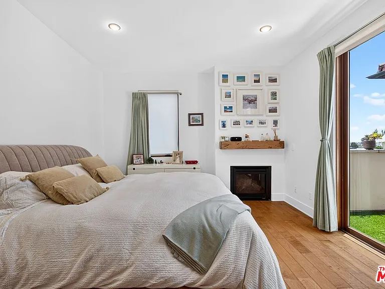 1327 Euclid St #3 — Photo 25