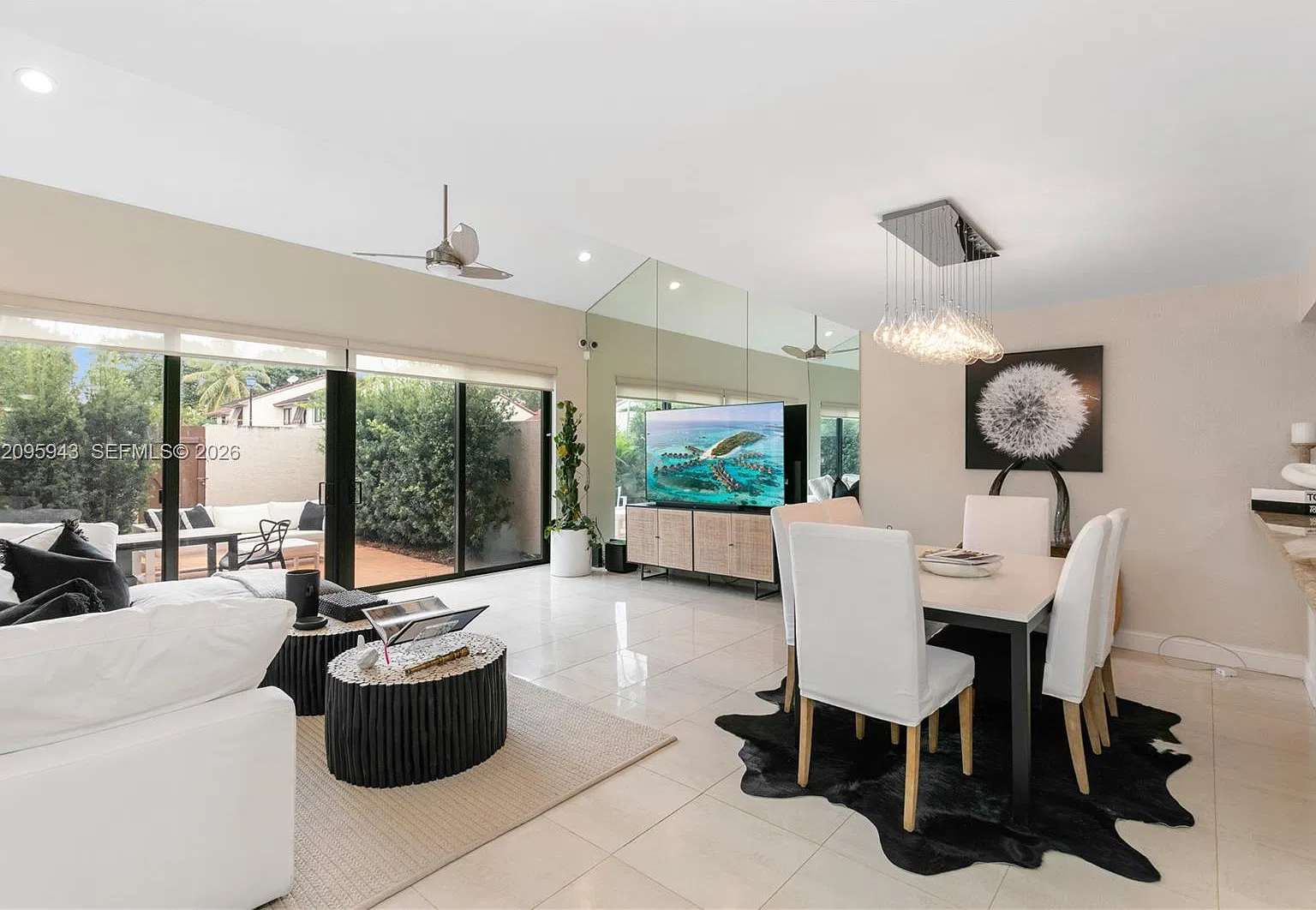 3 bed, 2.0 bath, $3,500 — Photo 1