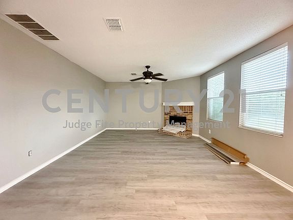 5th image of 2600 Annalea Ln
