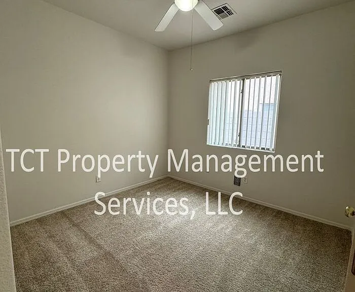 12859 W Sells Dr — Photo 7