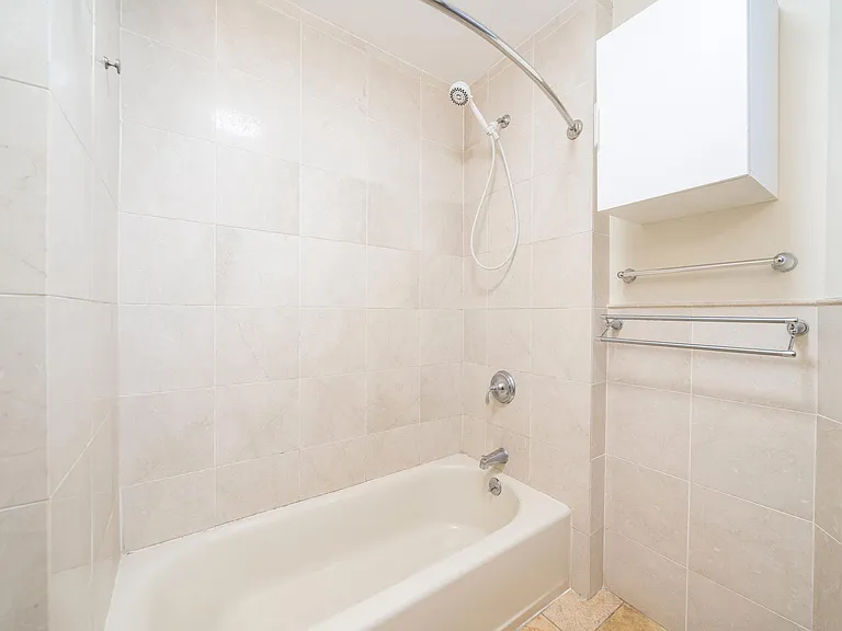 163 York St #3A — Photo 11
