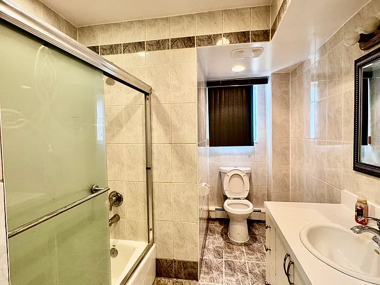 179 Eltingville Blvd #1 — Photo 5