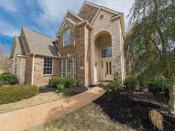 2nd image of 509 Broad Leaf Ln
