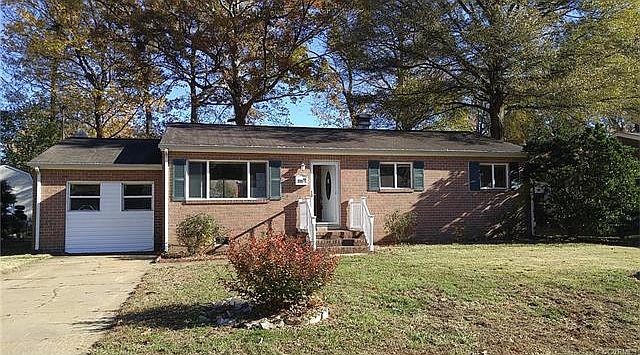 1st image of 208 Cheryl Cir
