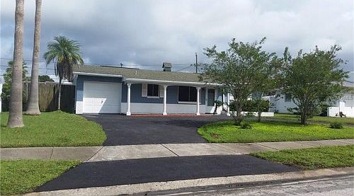1st image of 5927 36th Ave N