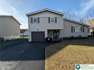 1720 Maumee Ave, Allentown, PA 18103