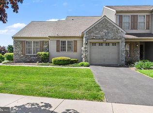1928 Limestone Dr, Hummelstown, PA 17036