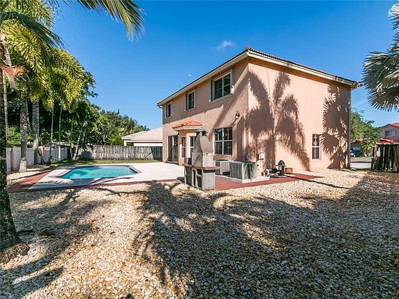 5th image of 13926 S Cypress Cove Cir