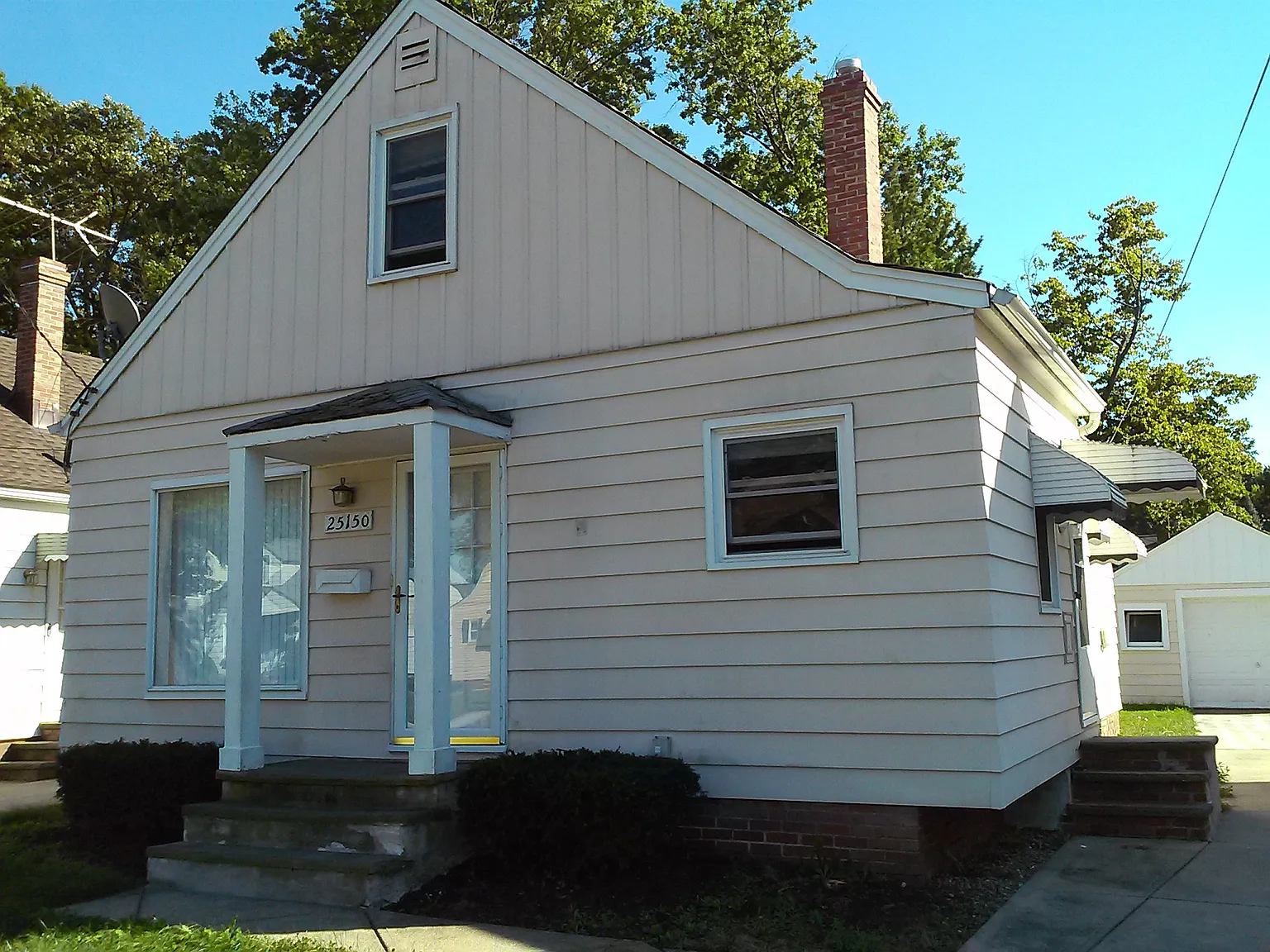 25150 Zeman Ave photo 1
