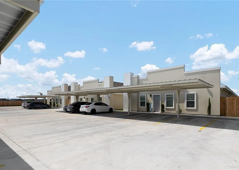 1601 W Hyatt Ave #18