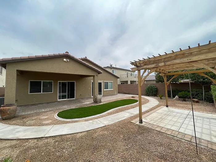 1312 Fantastic Ct — Photo 12