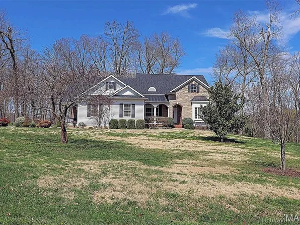 1000 Redbud Ln, Farmington, MO 63640