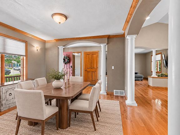 5th image of W6164 Shagbark Hickory Ln