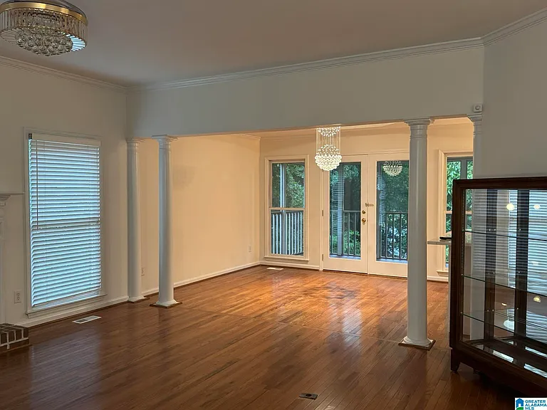 2512 Christie Cir — Photo 31