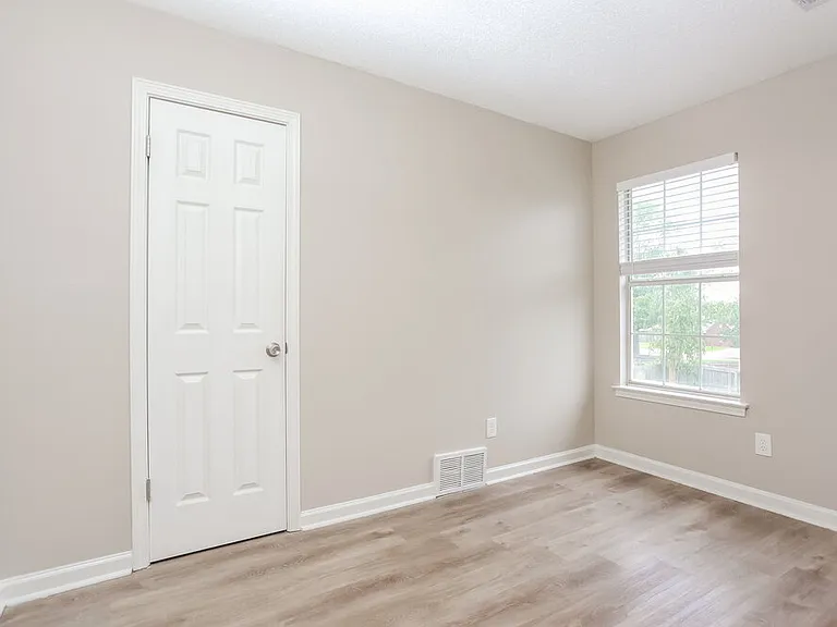 6722 Finch Rd — Photo 15