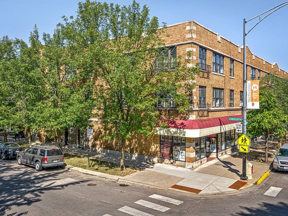 1st image of 2020 W Montrose Ave #4405-3F