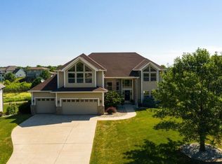 1508 Cannon Valley Dr, Northfield, MN 55057