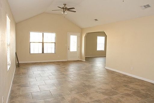 4th image of 1000 N Eva Ave