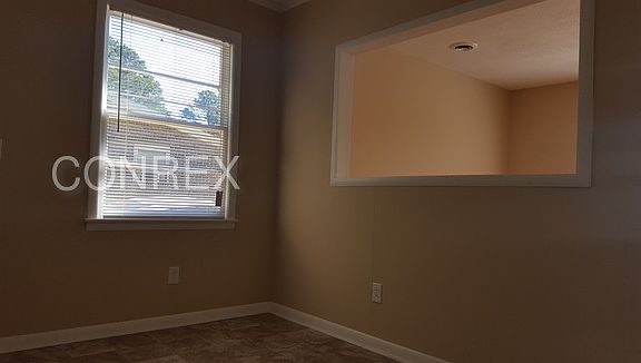 5th image of 3805 Woodbury Dr
