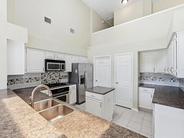 7419 Timber Ridge Trl — Photo 9