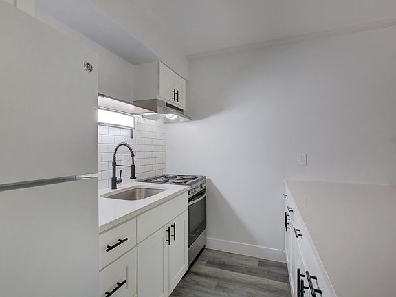 3rd image of 1974 S University Blvd #4
