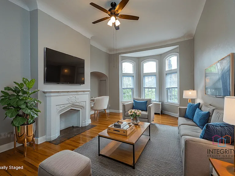Lewis Manor Apartments — Photo 6