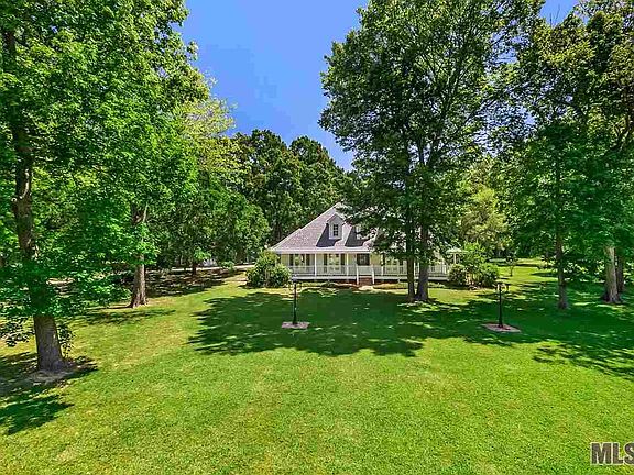 2nd image of 18720 Plantation Ct